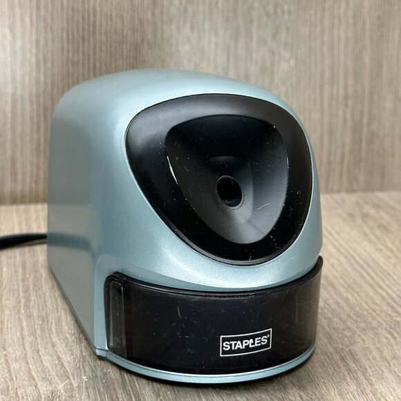 Staples Electric Pencil Sharpener Silver Model #34462 - Tested Works! - Picture 2 of 8